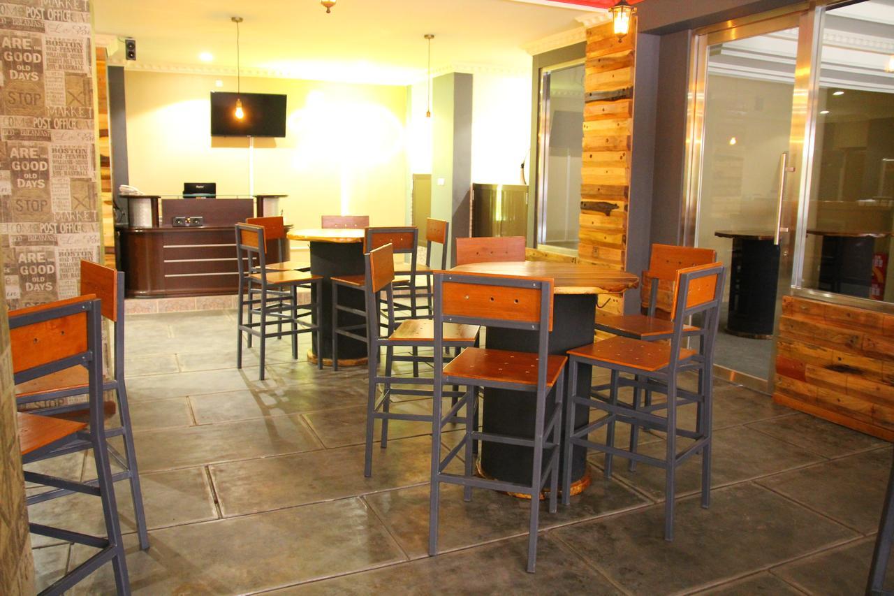 טנגרנג Reddoorz Plus Near Soekarno Hatta Airport 2 מראה חיצוני תמונה